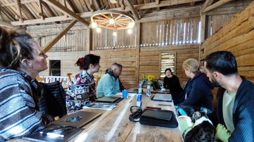 manussamtal i vacker sjöbodsmiljö